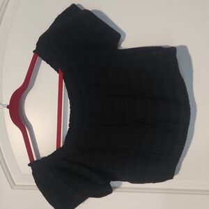 Black cotton crop top